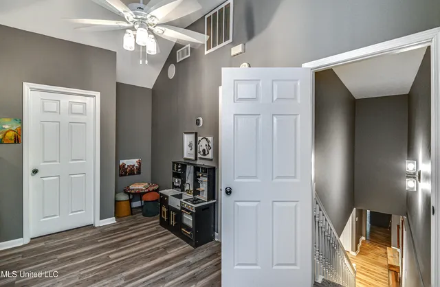 $449,999 | 363 Lake Harbor Road, Brandon, MS 39047