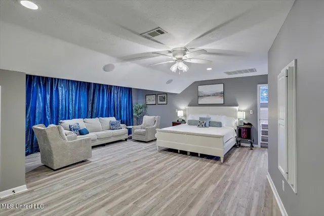 $449,999 | 363 Lake Harbor Road, Brandon, MS 39047