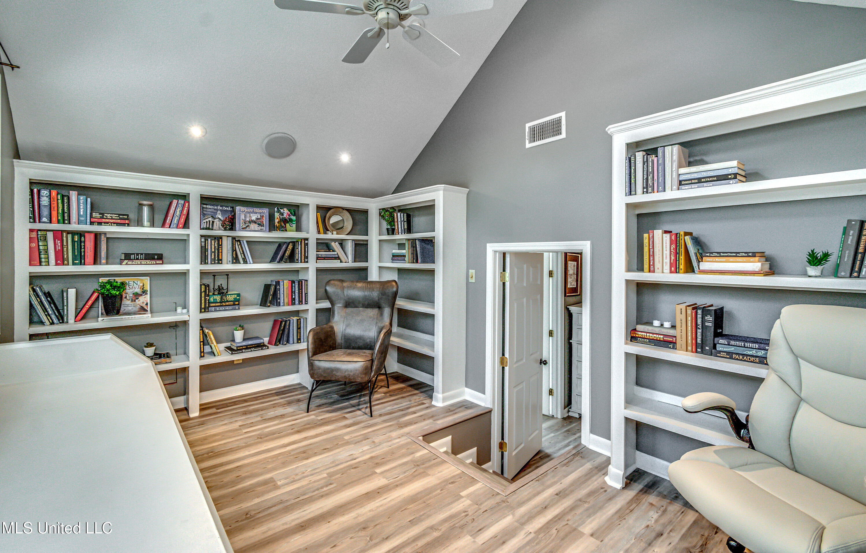 363 Lake Harbor Road Brandon, MS 39047 - Photo 65 of 122 363 Lake Harbor Rd-51