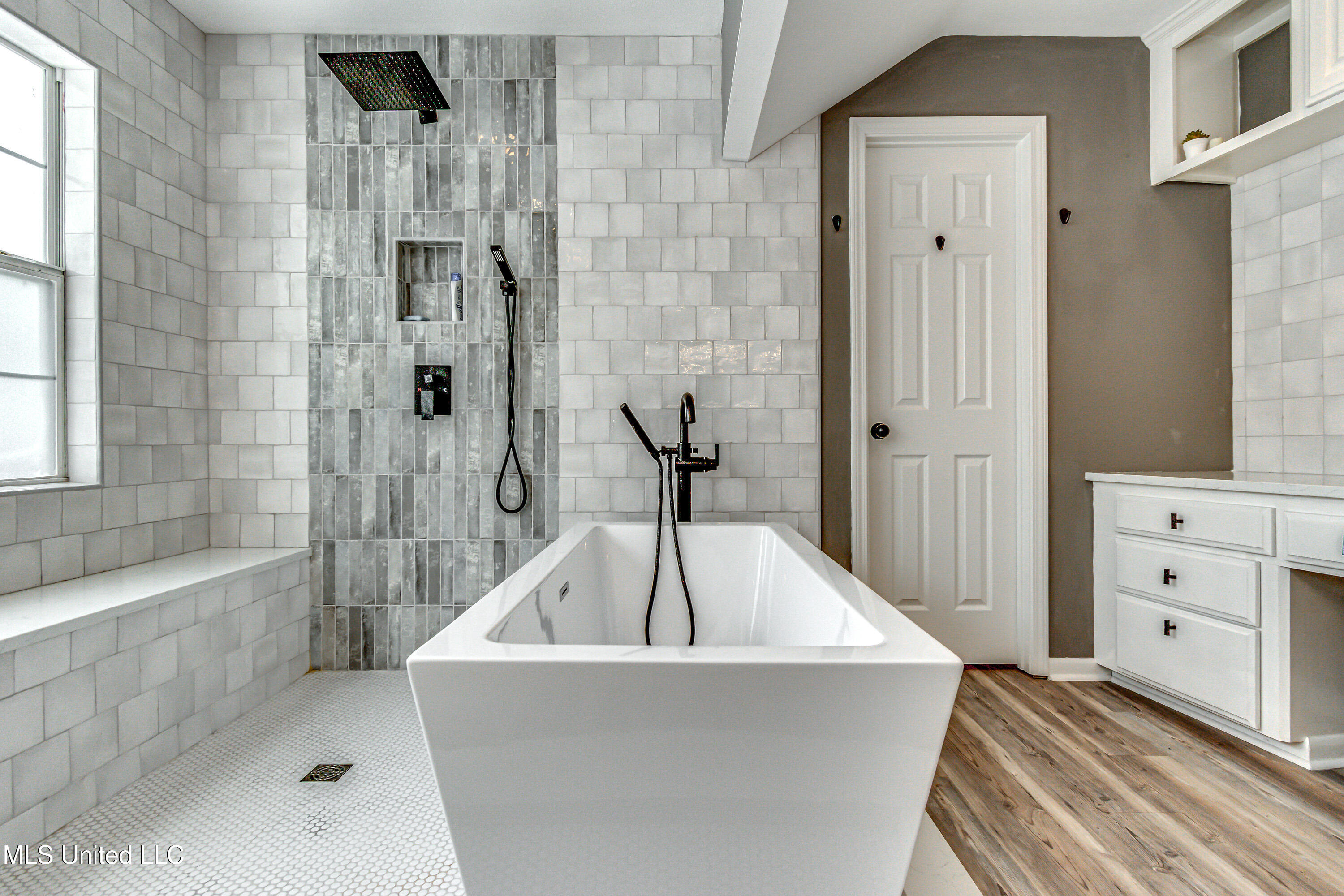 363 Lake Harbor Road Brandon, MS 39047 - Photo 71 of 122 363 Lake Harbor Rd-56