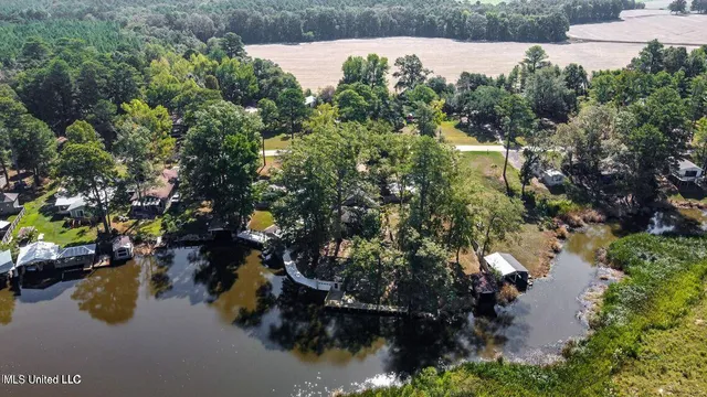 $449,999 | 363 Lake Harbor Road, Brandon, MS 39047