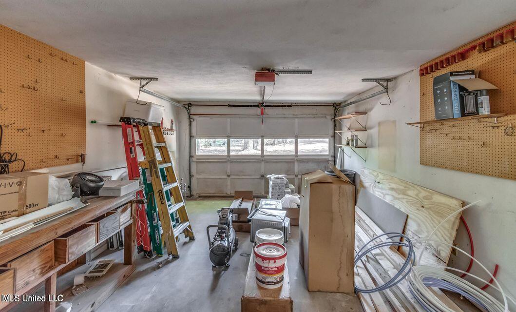 363 Lake Harbor Road Brandon, MS 39047 - Photo 100 of 122 20230929194629138552000000-o