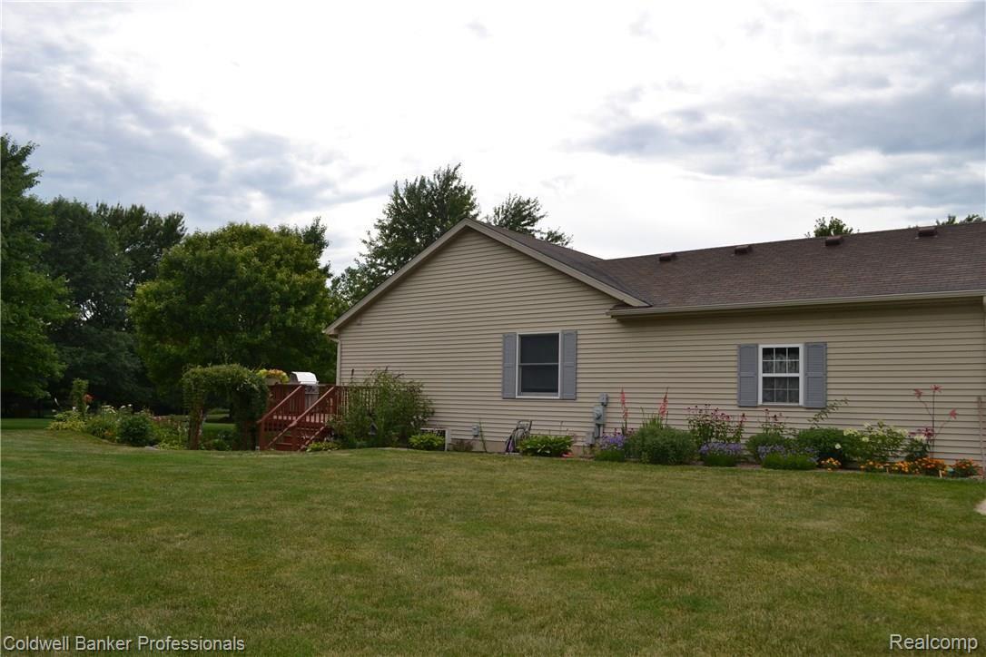 1393 Turrill Road Lapeer, MI 48446 - Photo 30 of 39 078.JPG