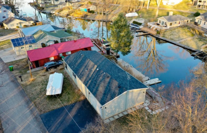 50775 West Bay Road Dowagiac, MI 49047 - Photo 13 of 33 Magician Lake channel 3