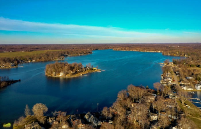 50775 West Bay Road Dowagiac, MI 49047 - Photo 7 of 33 Magician Lake 4
