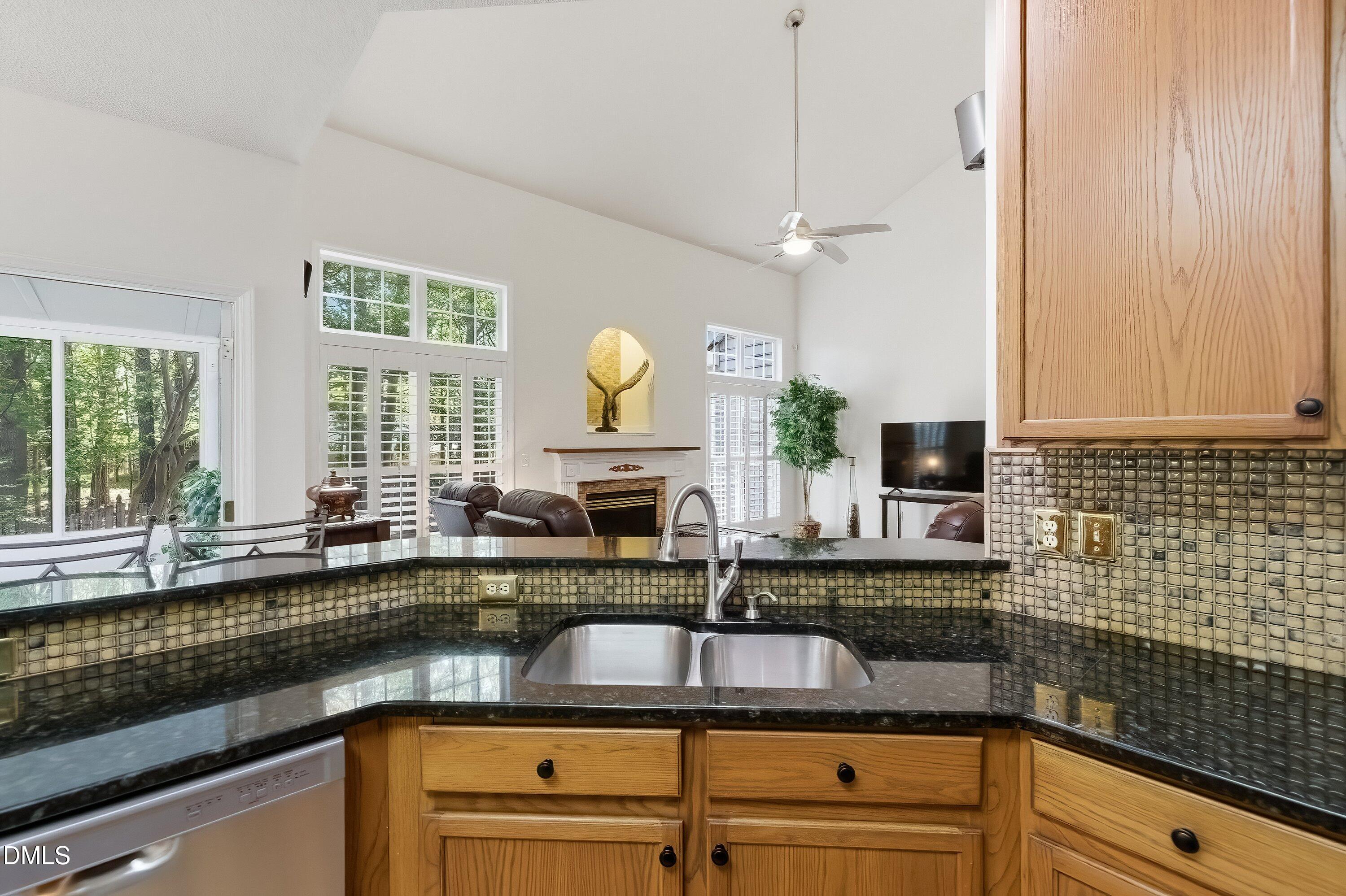 8908 Blakehurst Drive Raleigh, NC 27617 - Photo 30 of 67 31-8909 Blakehurst-40