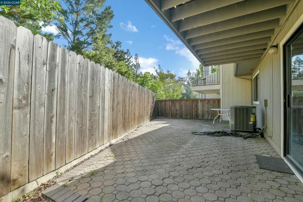 $549,000 | 2402 Silk Tree Court, Martinez, CA 94553