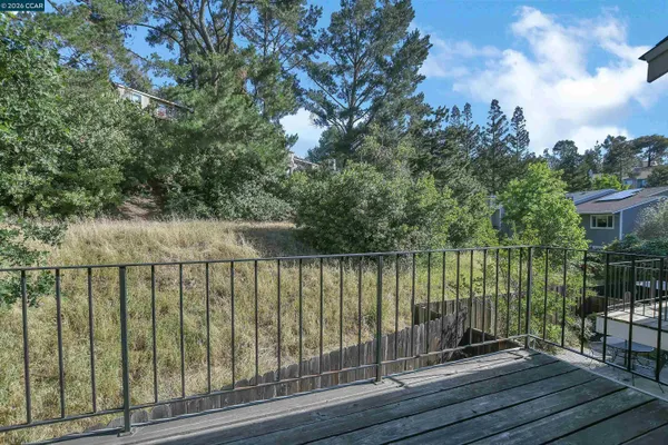 $549,000 | 2402 Silk Tree Court, Martinez, CA 94553