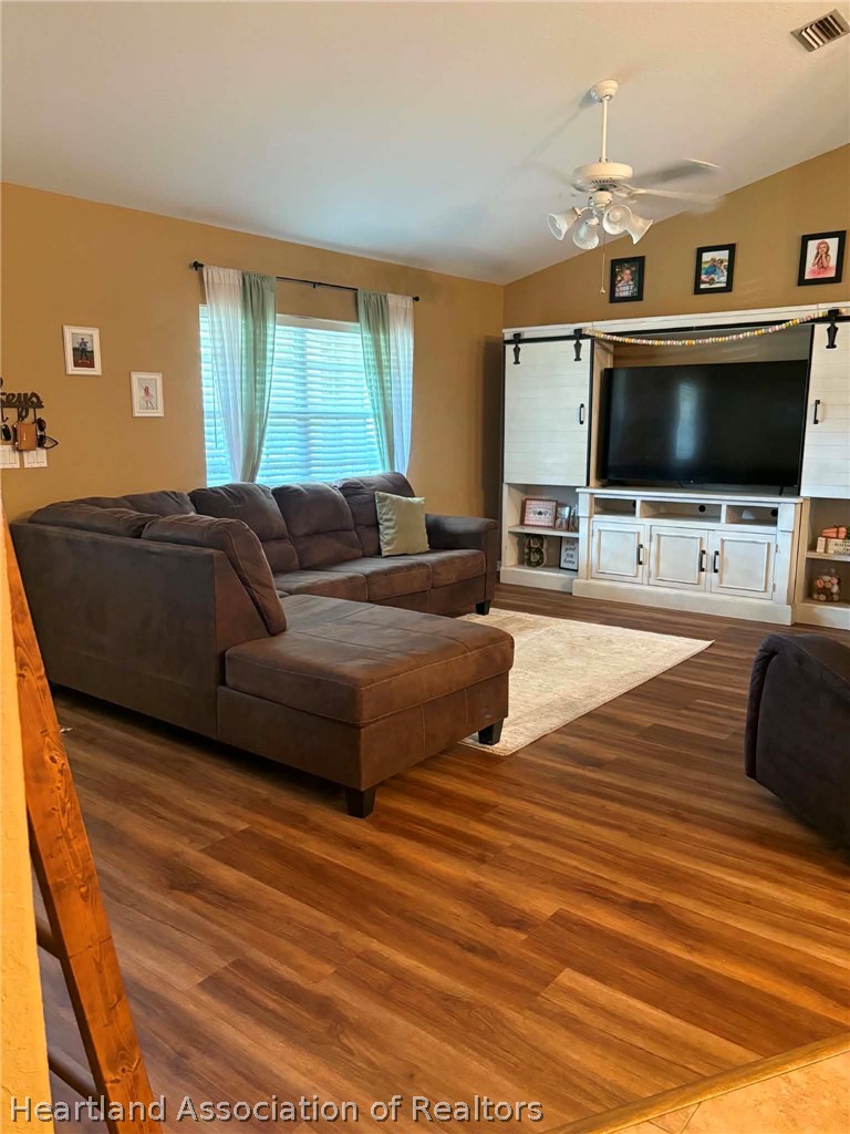 205 Howey Road Sebring, FL 33870 - Photo 5 of 50