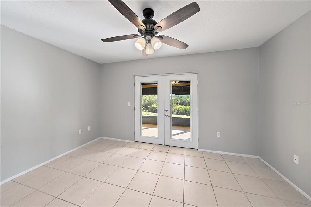 1946 Settlement Road, Unit 24 Venice, FL 34285 - Photo 13 of 36 a view of an empty room with a window