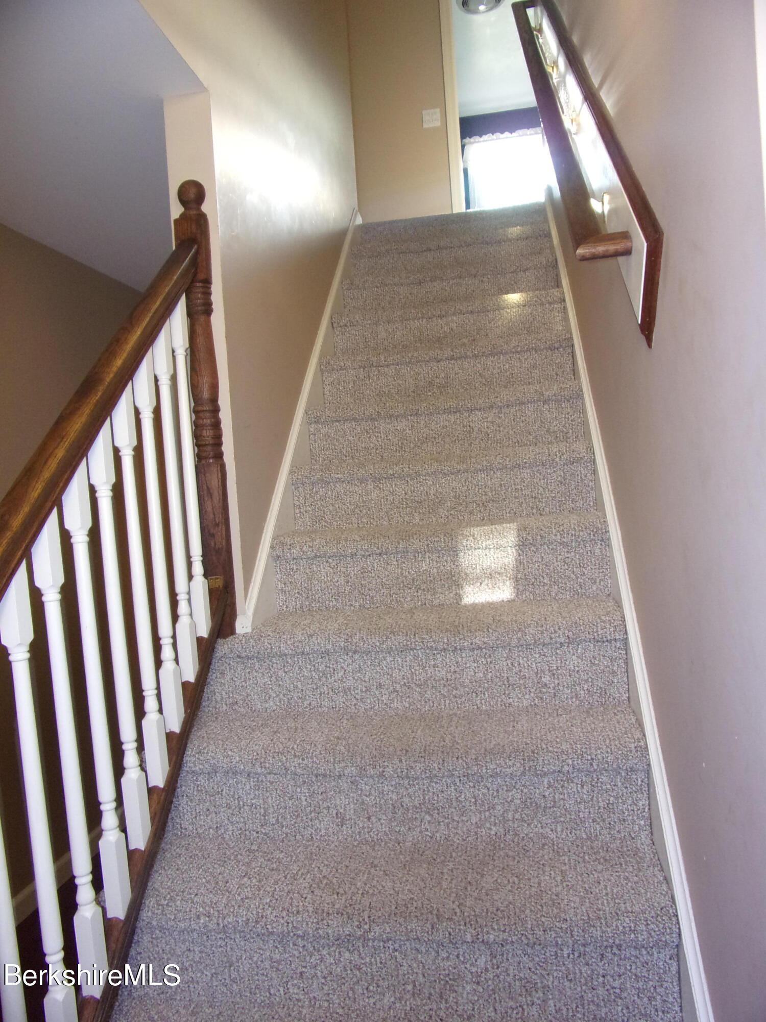 1435 River Road Clarksburg, MA 01247 - Photo 31 of 55 Stairwell