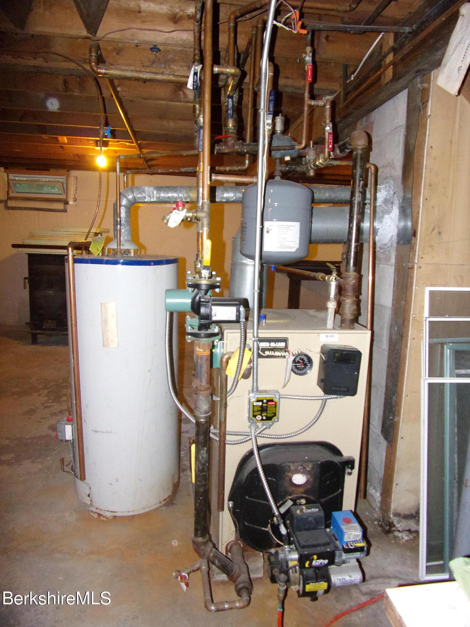 1435 River Road Clarksburg, MA 01247 - Photo 53 of 55 a view of gym equipment