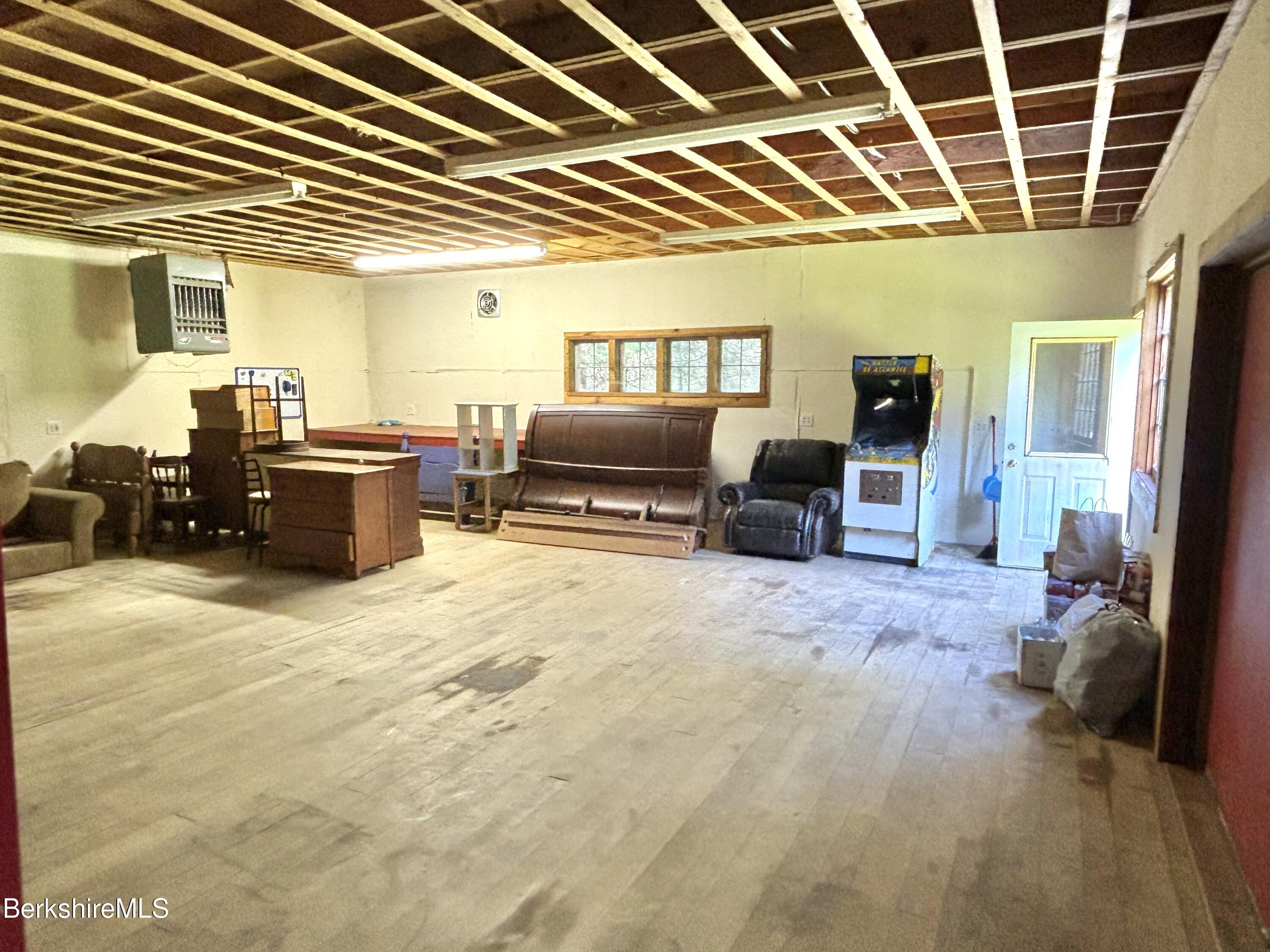 1435 River Road Clarksburg, MA 01247 - Photo 9 of 55 a living room with furniture