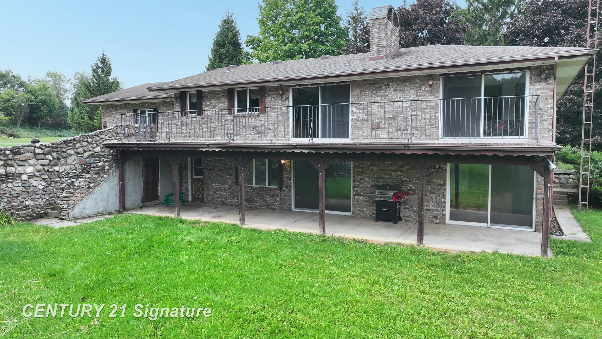 2995 Lyons Road Owosso, MI 48867 - Photo 9 of 71 Gallery Image 9