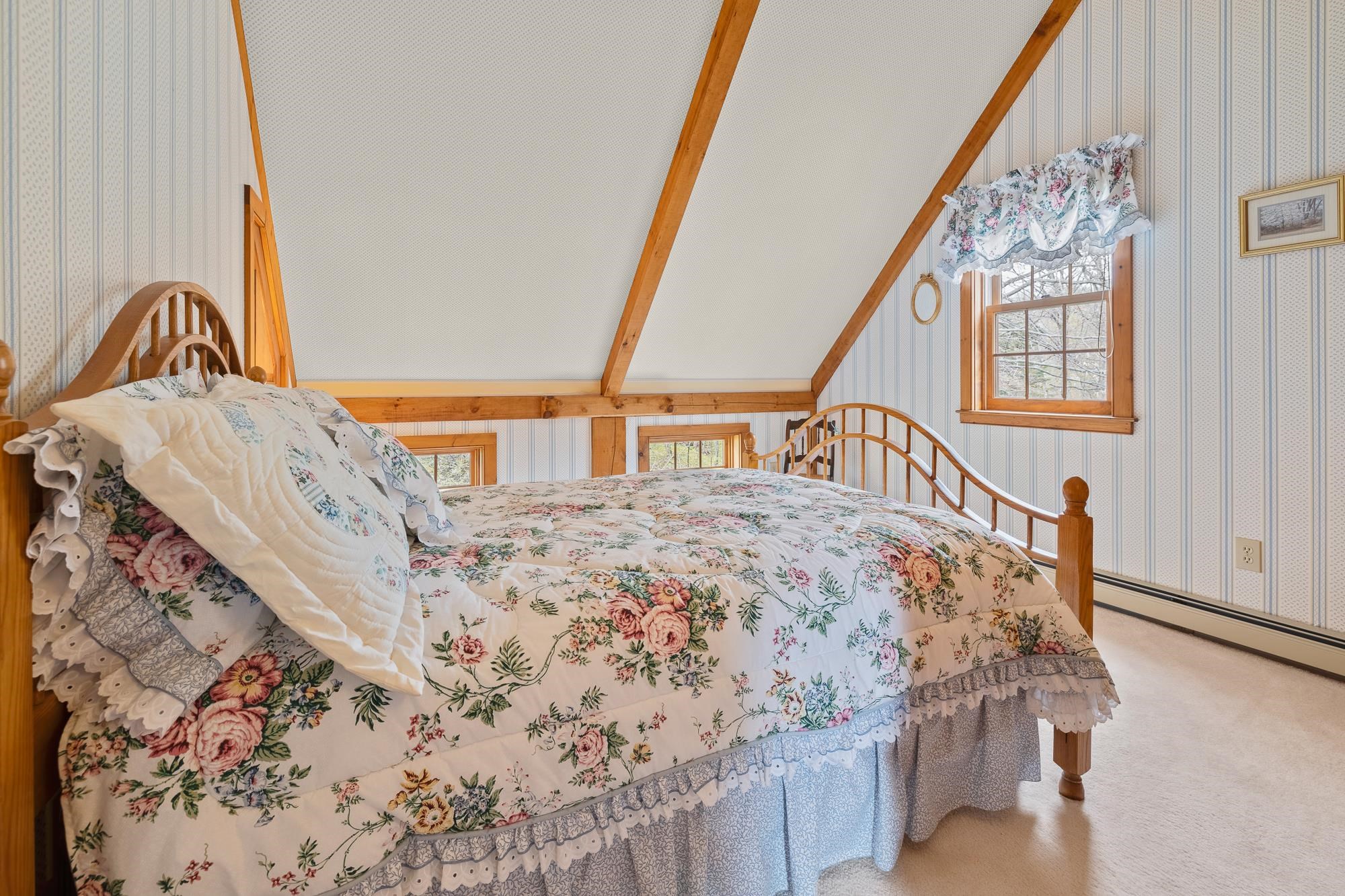 381 Sugar House Hill Road Barnard, VT 05068 - Photo 6 of 40
