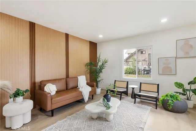 $499,999 | 748 East Monterey Avenue, Pomona, CA 91767