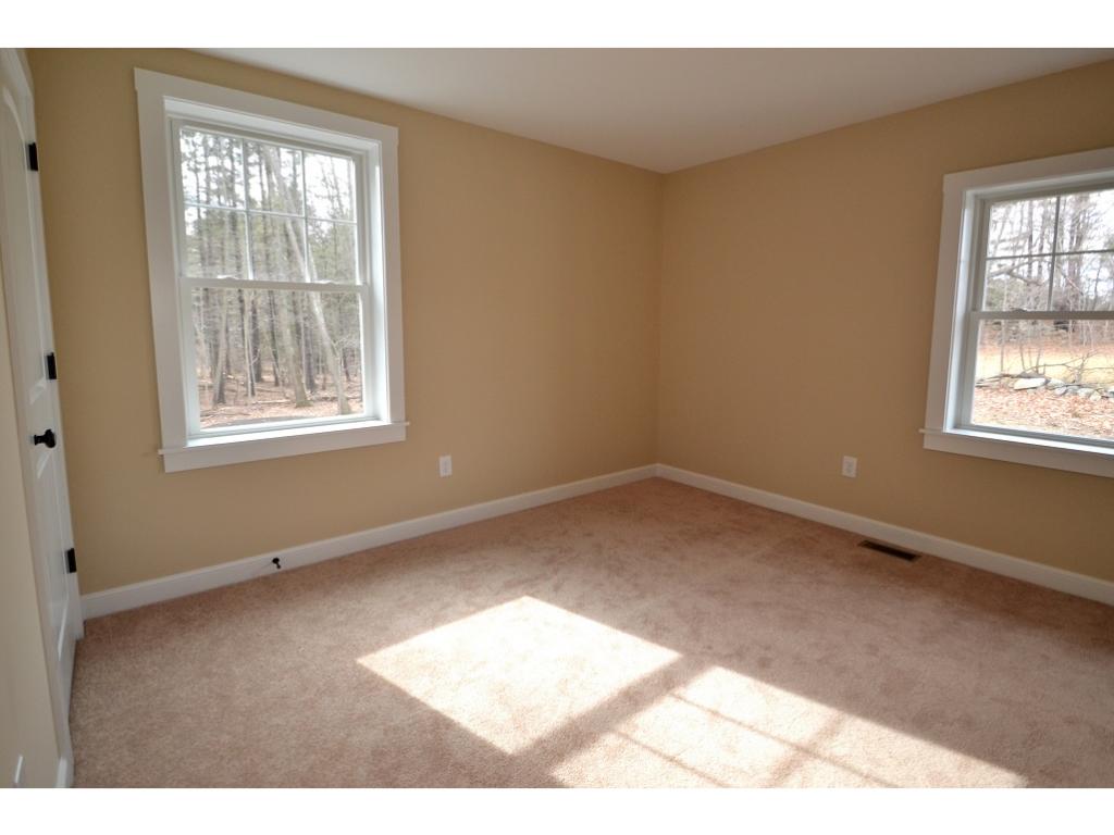 376 Exeter Road Hampton, NH 03842 - Photo 11 of 29