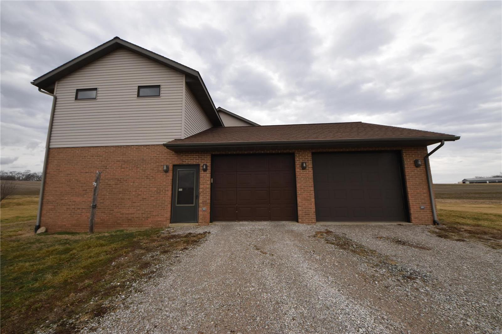 5715 Brickyard Road Freeburg, IL 62243 - Photo 14 of 39
