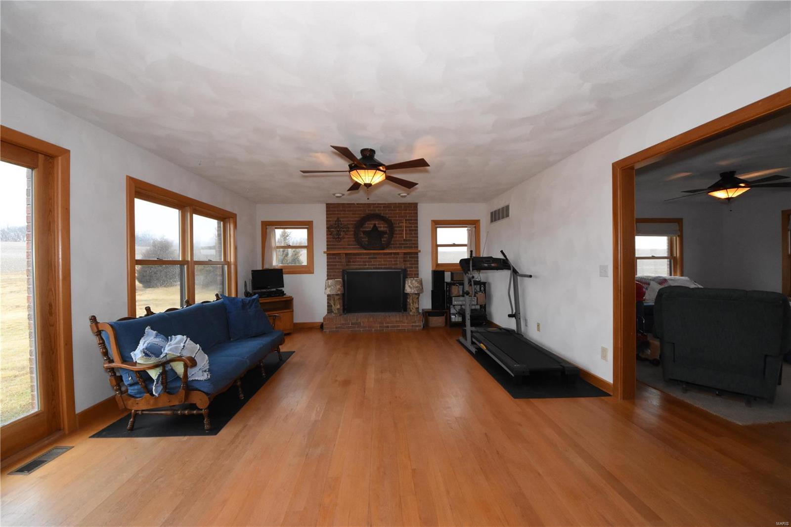 5715 Brickyard Road Freeburg, IL 62243 - Photo 3 of 39