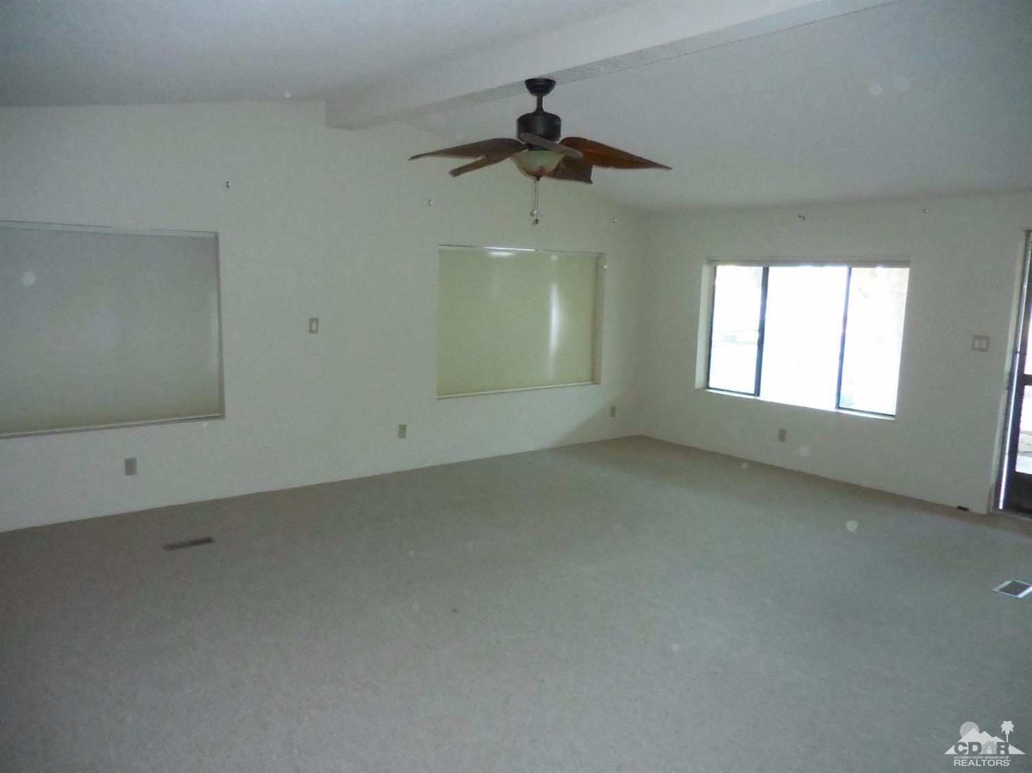 3589 West Wells Road, Unit 86 Blythe, CA 92225 - Photo 5 of 17 Gallery Image 5
