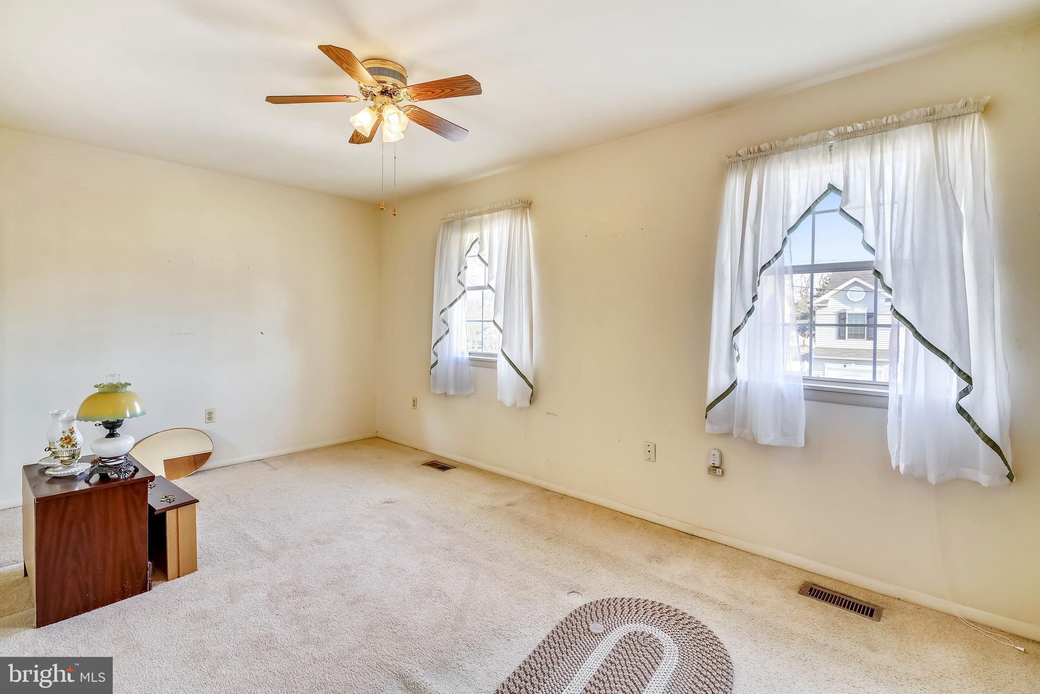 8416 Rugby Road Pasadena, MD 21122 - Photo 19 of 32 Gallery Image 19