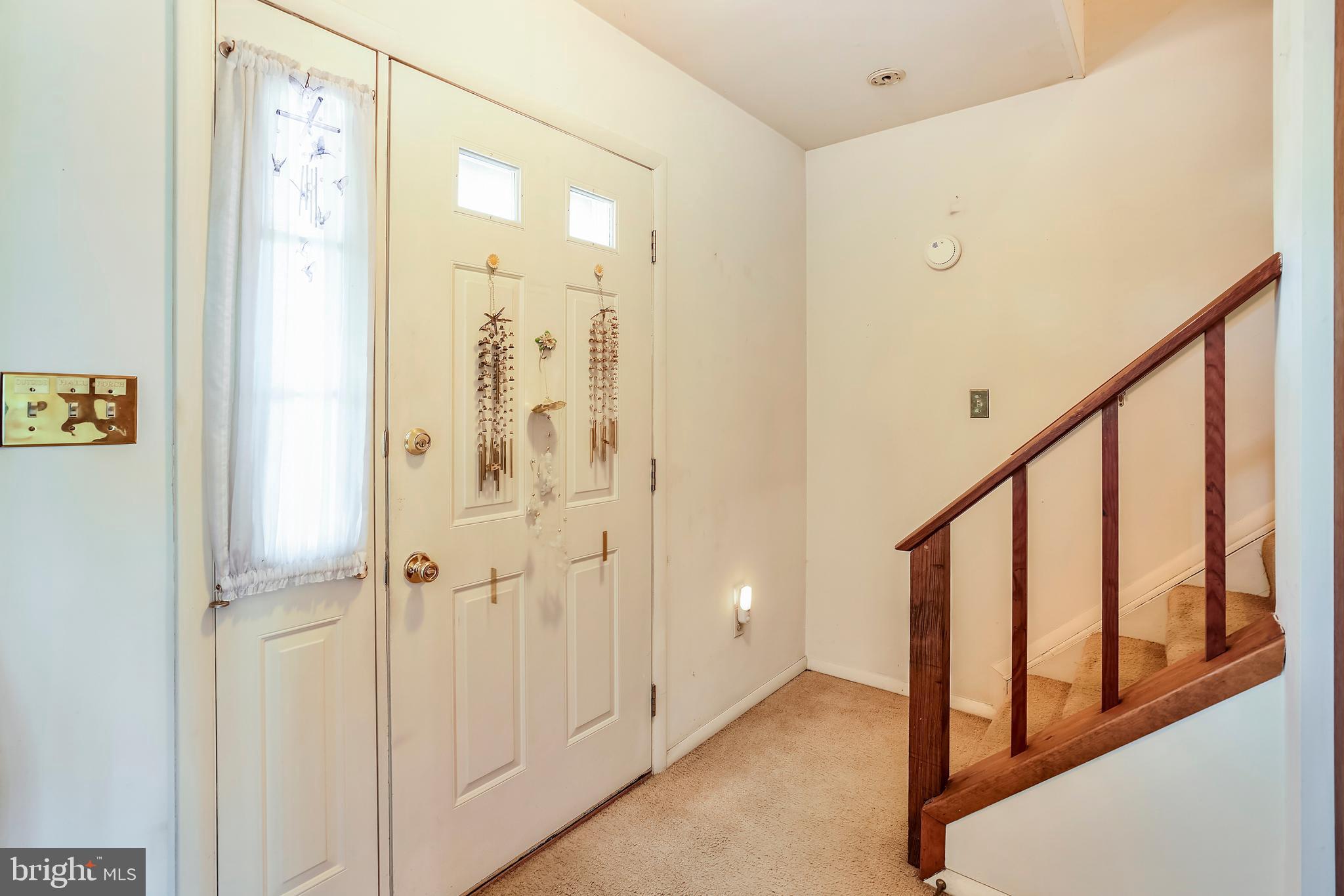 8416 Rugby Road Pasadena, MD 21122 - Photo 4 of 32 Gallery Image 4