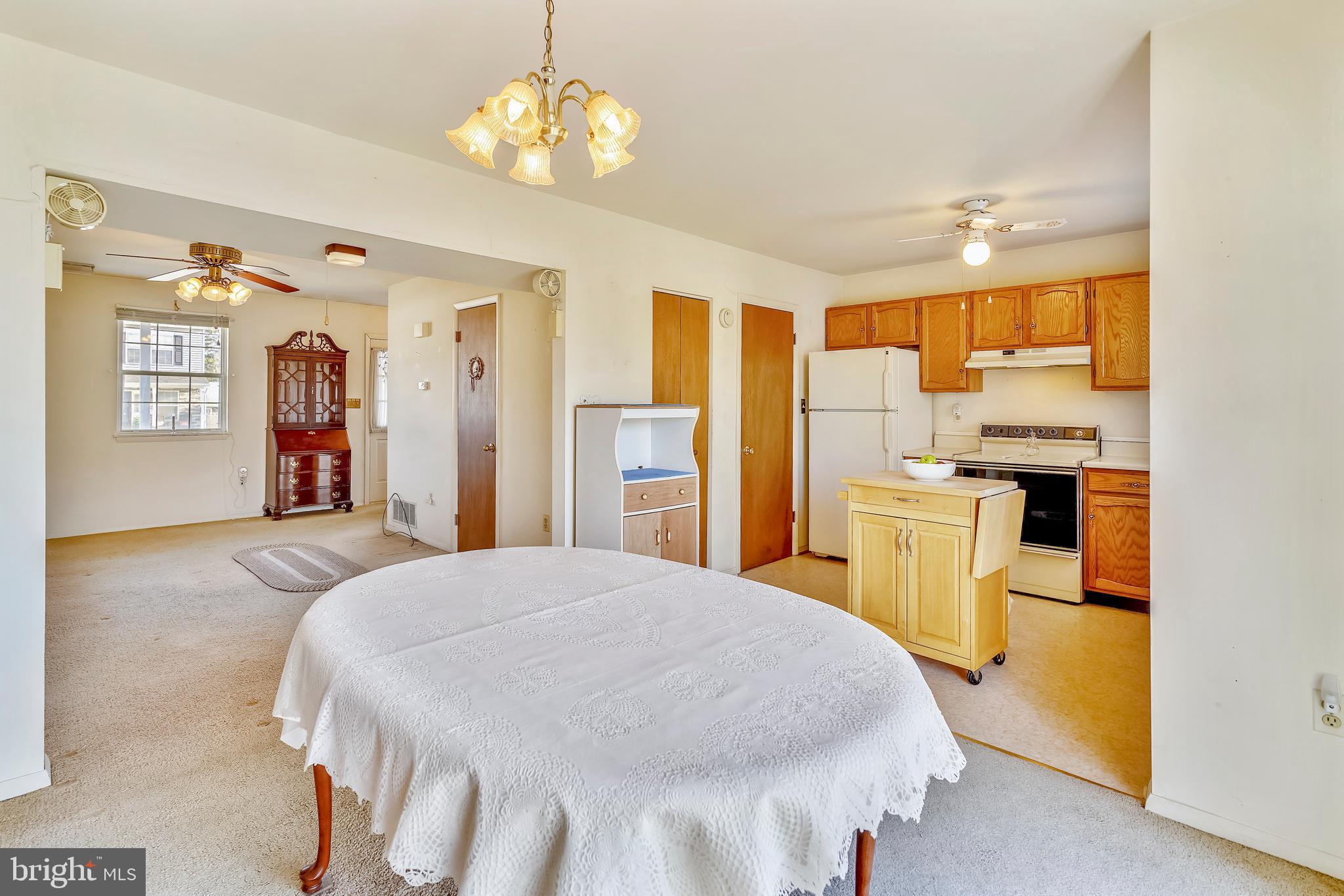 8416 Rugby Road Pasadena, MD 21122 - Photo 6 of 32 Gallery Image 6