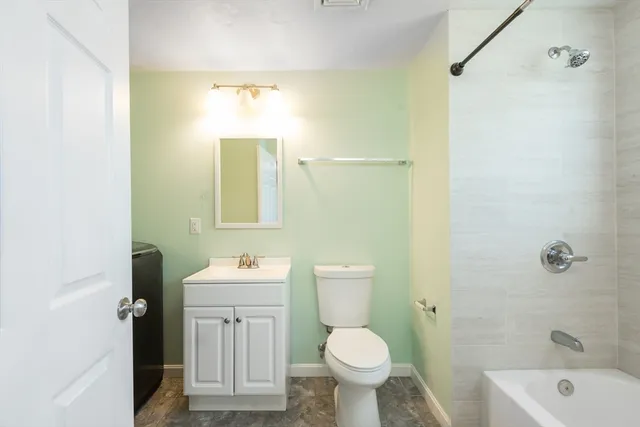 $2,200 | 483 Liberty Street, Unit 2, Braintree, MA 02184