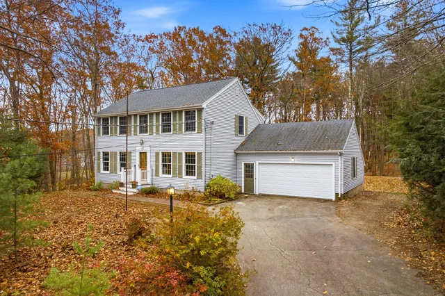 $678,500 | 22 Knightland Road, Atkinson, NH 03811