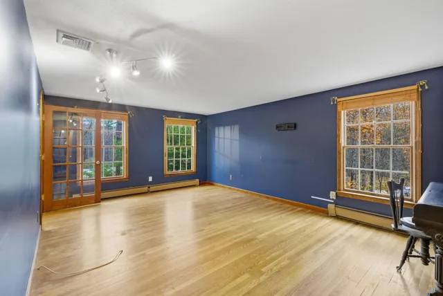 $678,500 | 22 Knightland Road, Atkinson, NH 03811