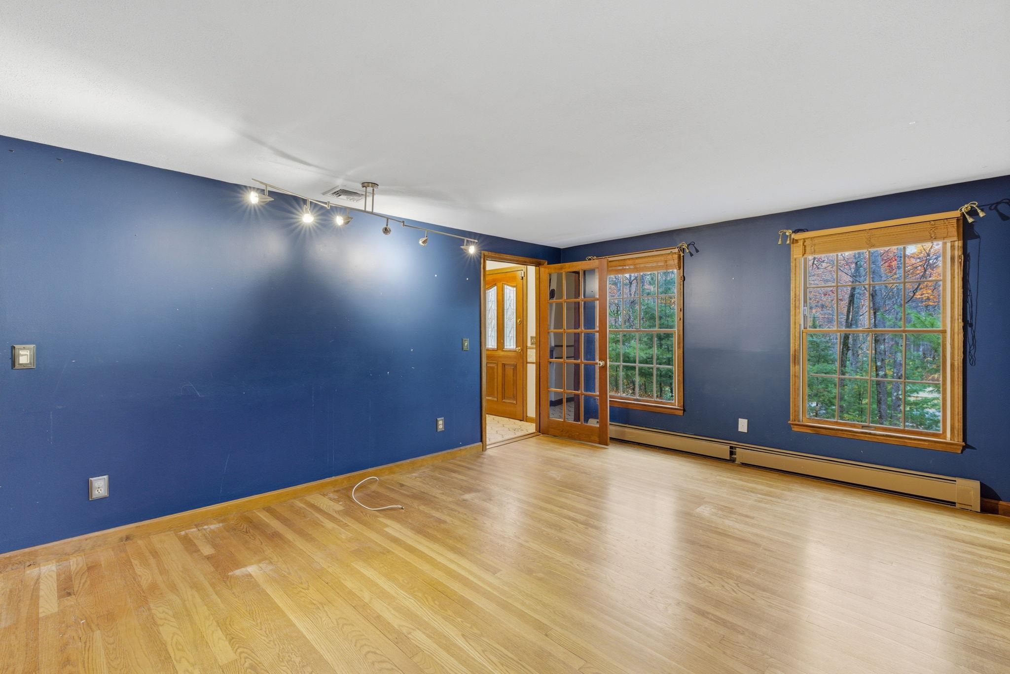 22 Knightland Road Atkinson, NH 03811 - Photo 18 of 59