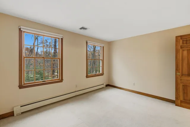 $678,500 | 22 Knightland Road, Atkinson, NH 03811