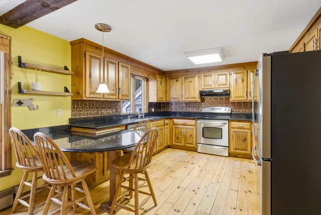 $678,500 | 22 Knightland Road, Atkinson, NH 03811