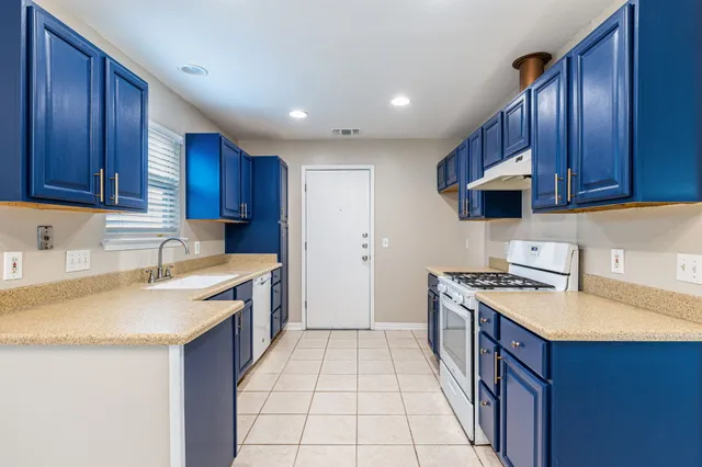 $1,995 | 12914 Pegasus Street, Austin, TX 78727