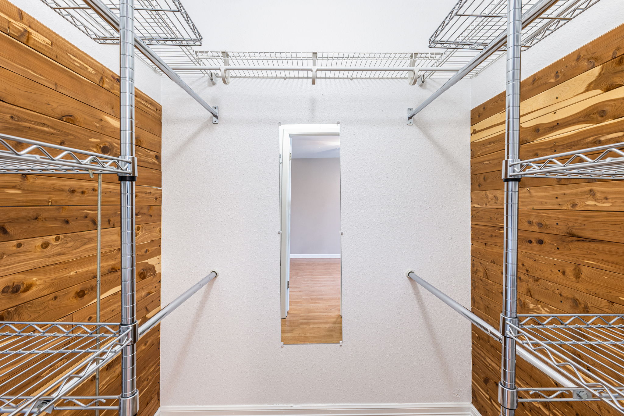 12914 Pegasus Street Austin, TX 78727 - Photo 19 of 30 View of walk in closet