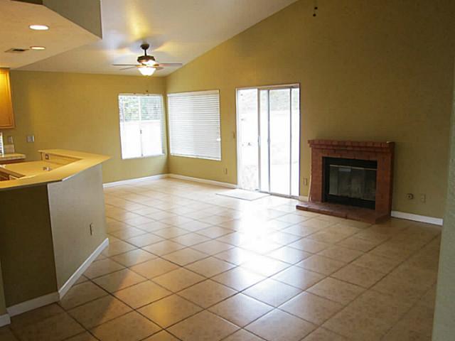 1709 Crystal Ridge Way Vista, CA 92081 - Photo 12 of 22 Gallery Image 12