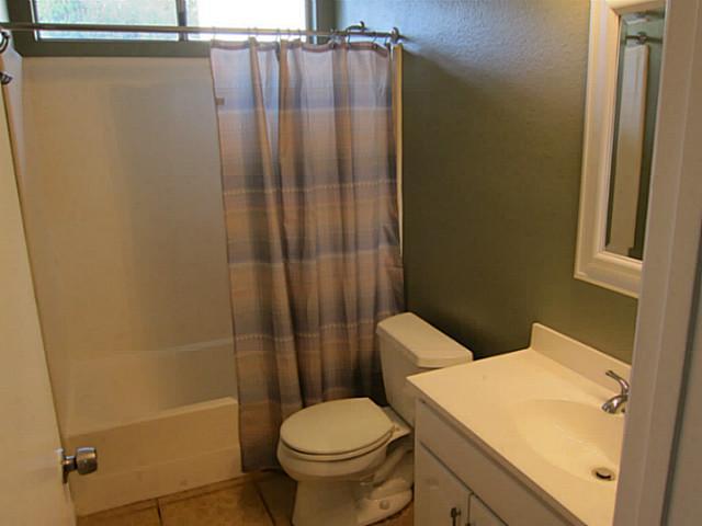 1709 Crystal Ridge Way Vista, CA 92081 - Photo 21 of 22 Gallery Image 21