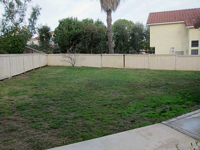 1709 Crystal Ridge Way Vista, CA 92081 - Photo 7 of 22 Gallery Image 7
