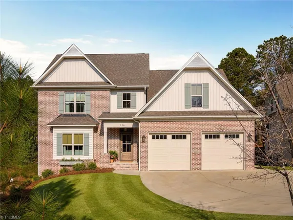 $749,900 | 220 Quail Run Drive, Clemmons, NC 27012