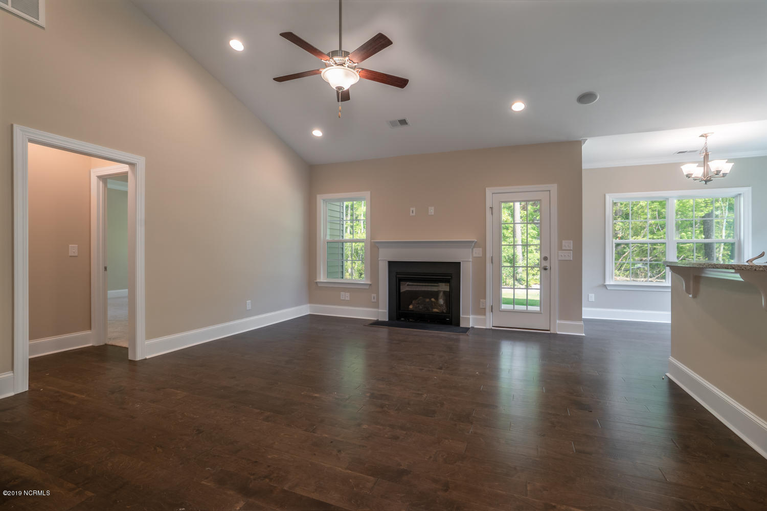 156 Collins Way Hampstead, NC 28443 - Photo 5 of 28 FMWeb04-R2