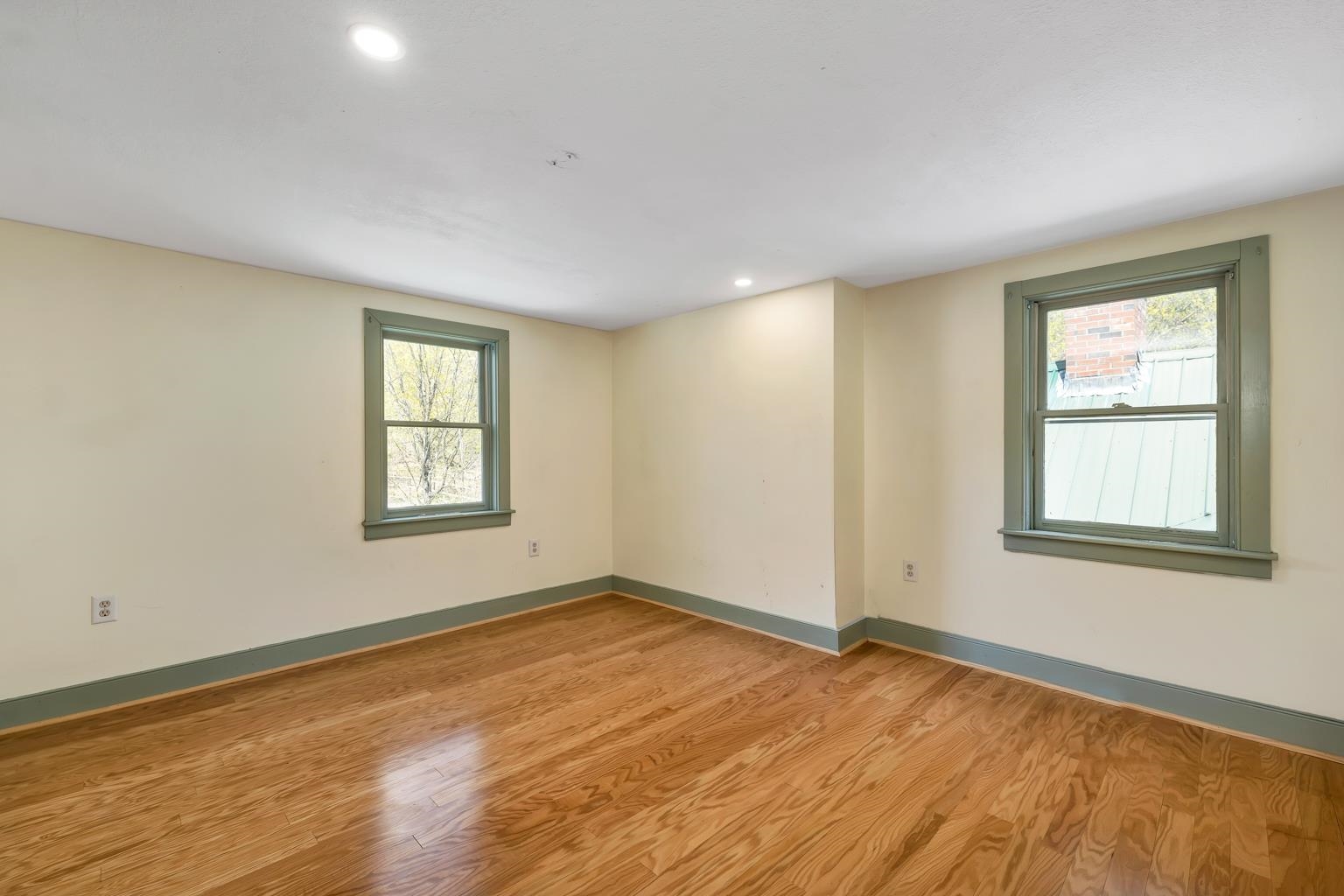 261 Pine Hill Road Wolfeboro, NH 03894 - Photo 19 of 40 Gallery Image 19
