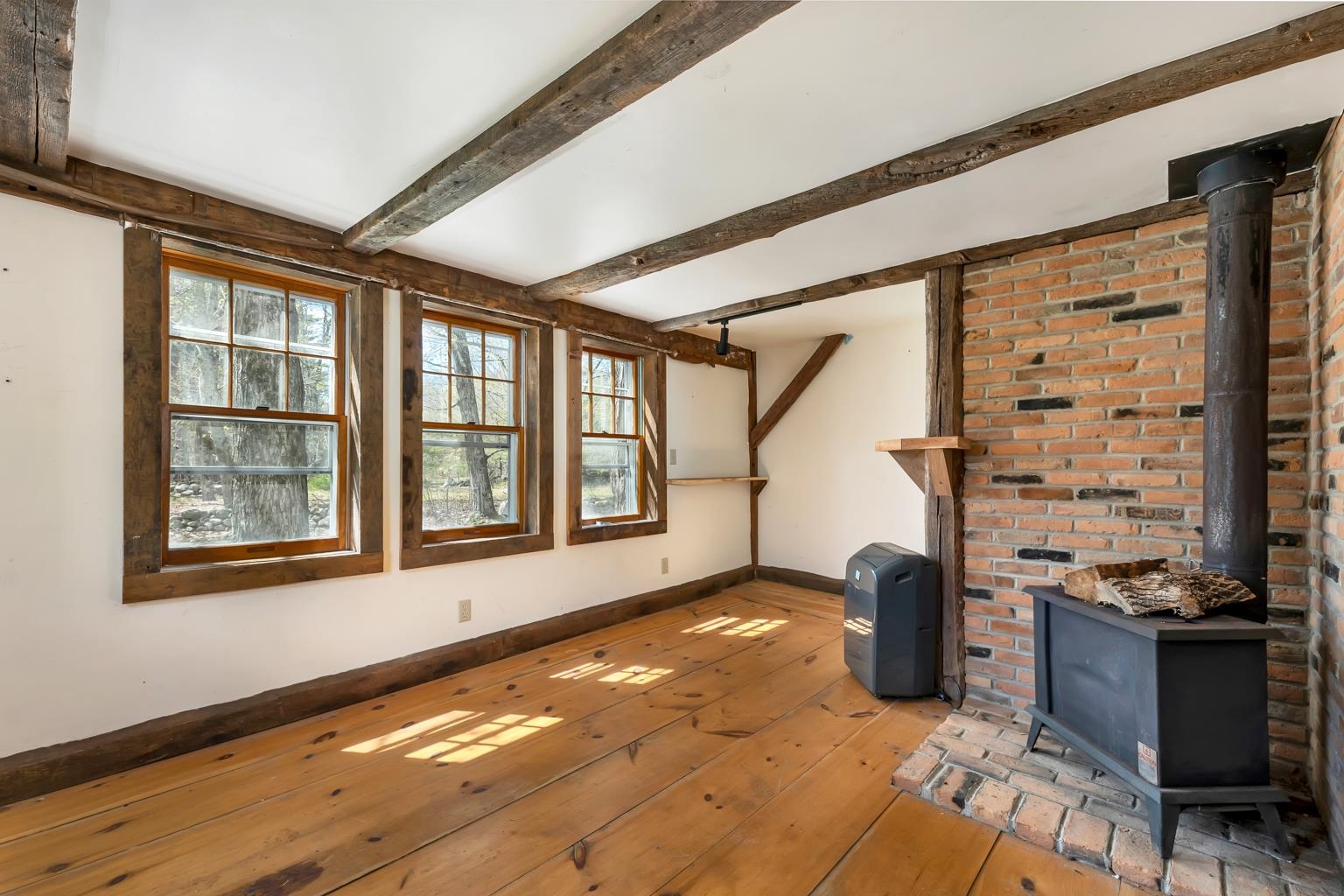 261 Pine Hill Road Wolfeboro, NH 03894 - Photo 36 of 40 Gallery Image 36