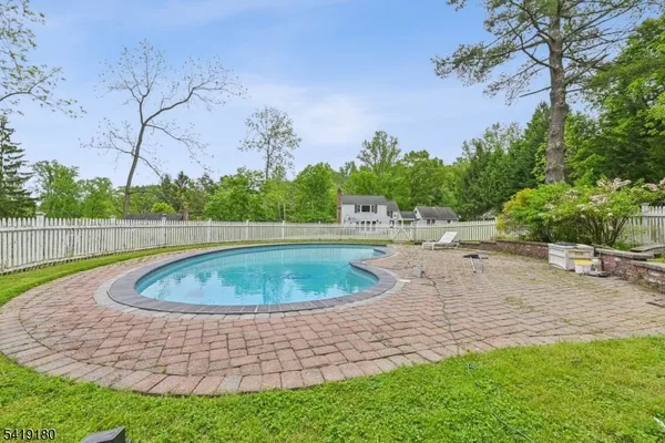 $6,000 | 47 West Main Street, Morristown, NJ 07960