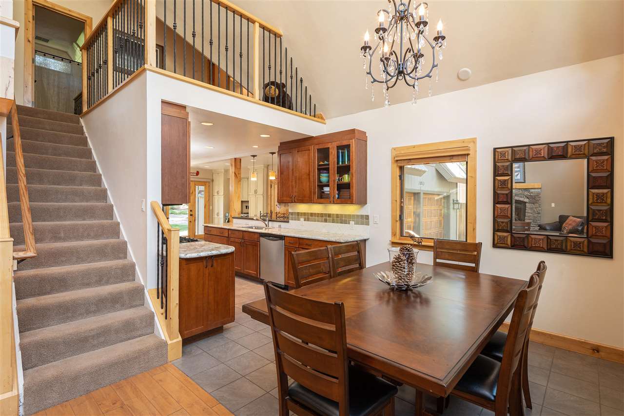 10913 Jeffery Pine Road Truckee, CA 96161 - Photo 7 of 21 Gallery Image 7
