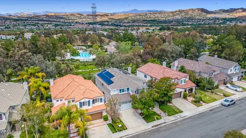 $1,098,000 | 28067 Liana Lane, Valencia, CA 91354