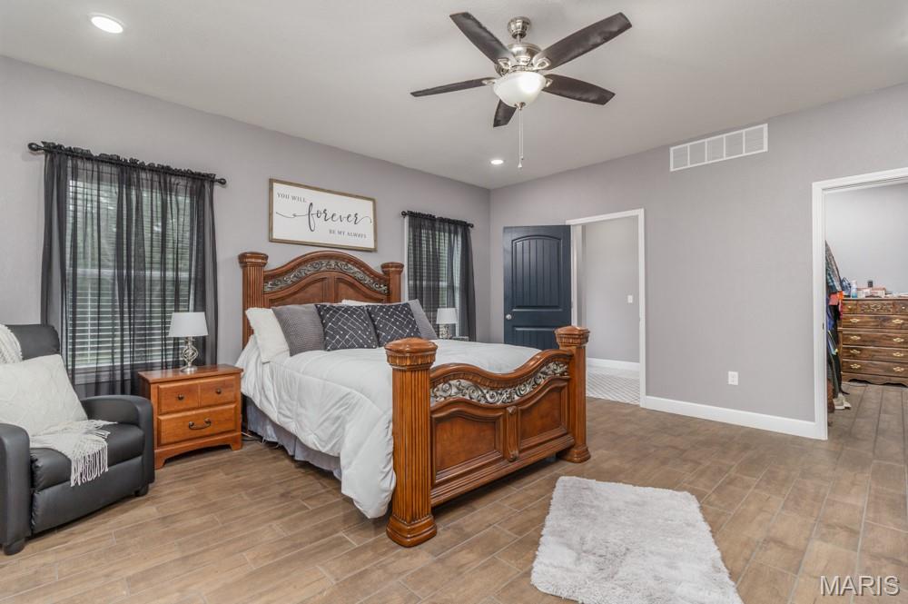 25243 Highway 32 Lebanon, MO 65536 - Photo 15 of 65