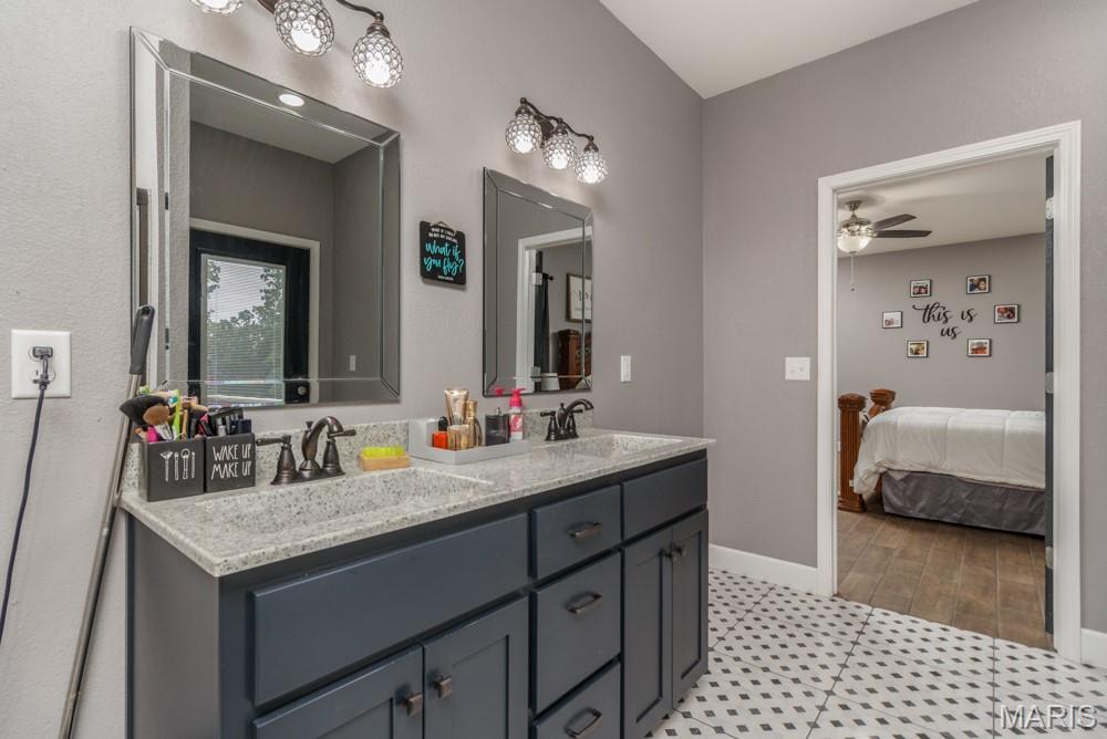 25243 Highway 32 Lebanon, MO 65536 - Photo 18 of 65