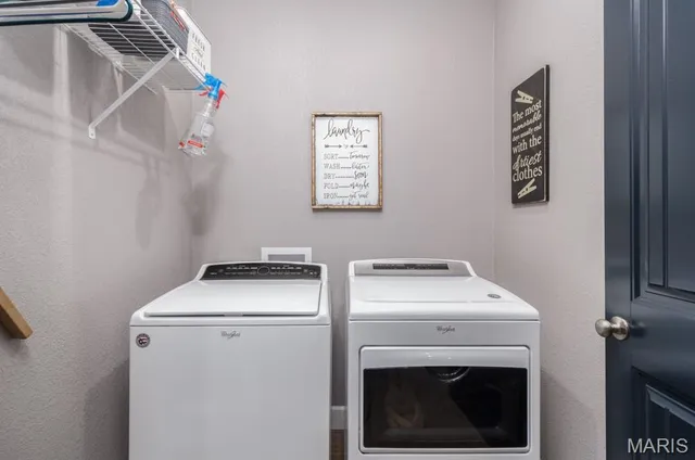 $899,900 | 25243 Highway 32, Lebanon, MO 65536