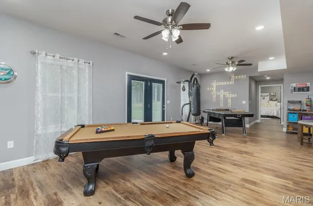 $899,900 | 25243 Highway 32, Lebanon, MO 65536