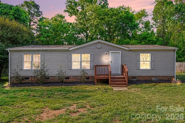$229,900 | 942 Stone Throw Drive, Concord, NC 28025